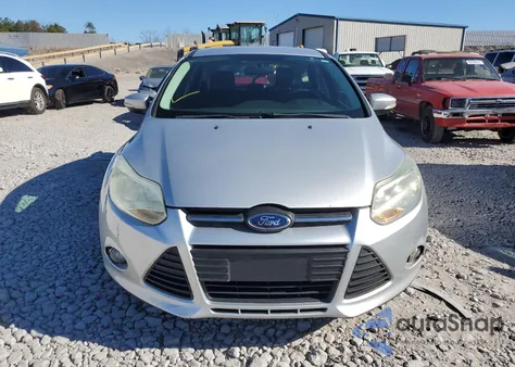 2013 Ford Focus Se from USA, damaged, VIN 1FADP3K28DL336423